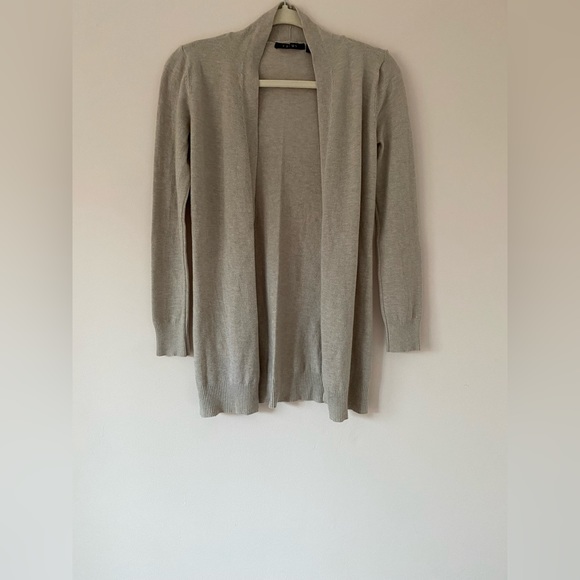 Cyrus Cardigan Sweater - Picture 3 of 5